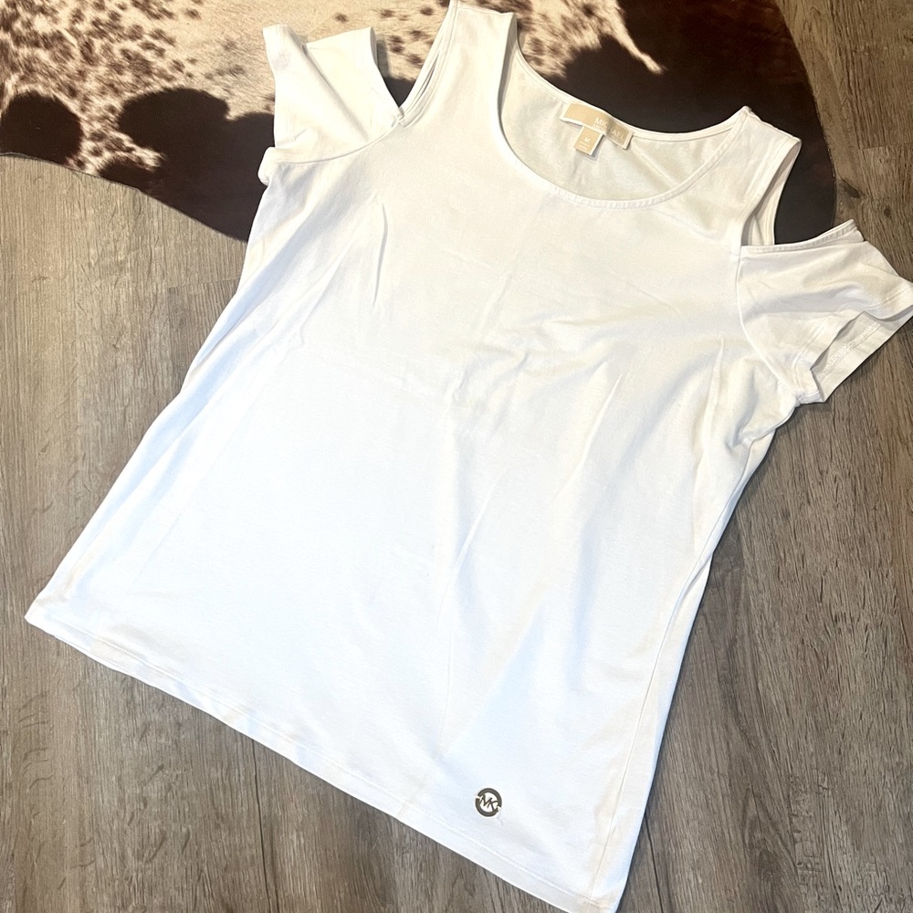 Michael, Michael Kohrs Cold Shoulder Top